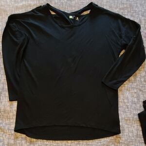 Athletic 3/4 sleeve Top